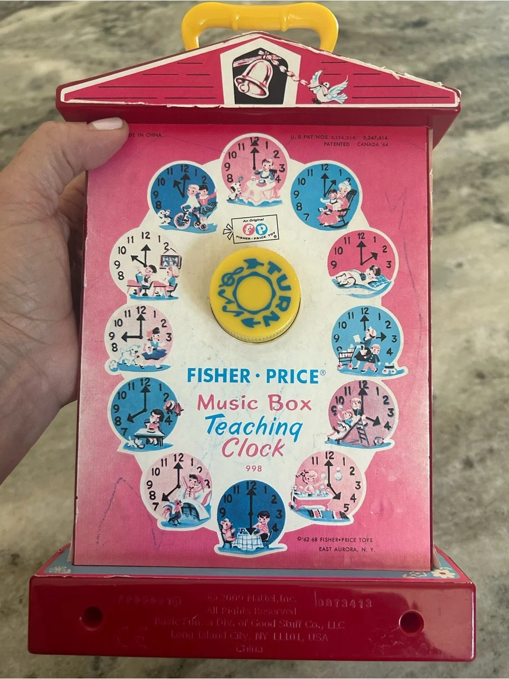 Fisher-Price Red Teaching Clock Toy with Yellow Handle 2009